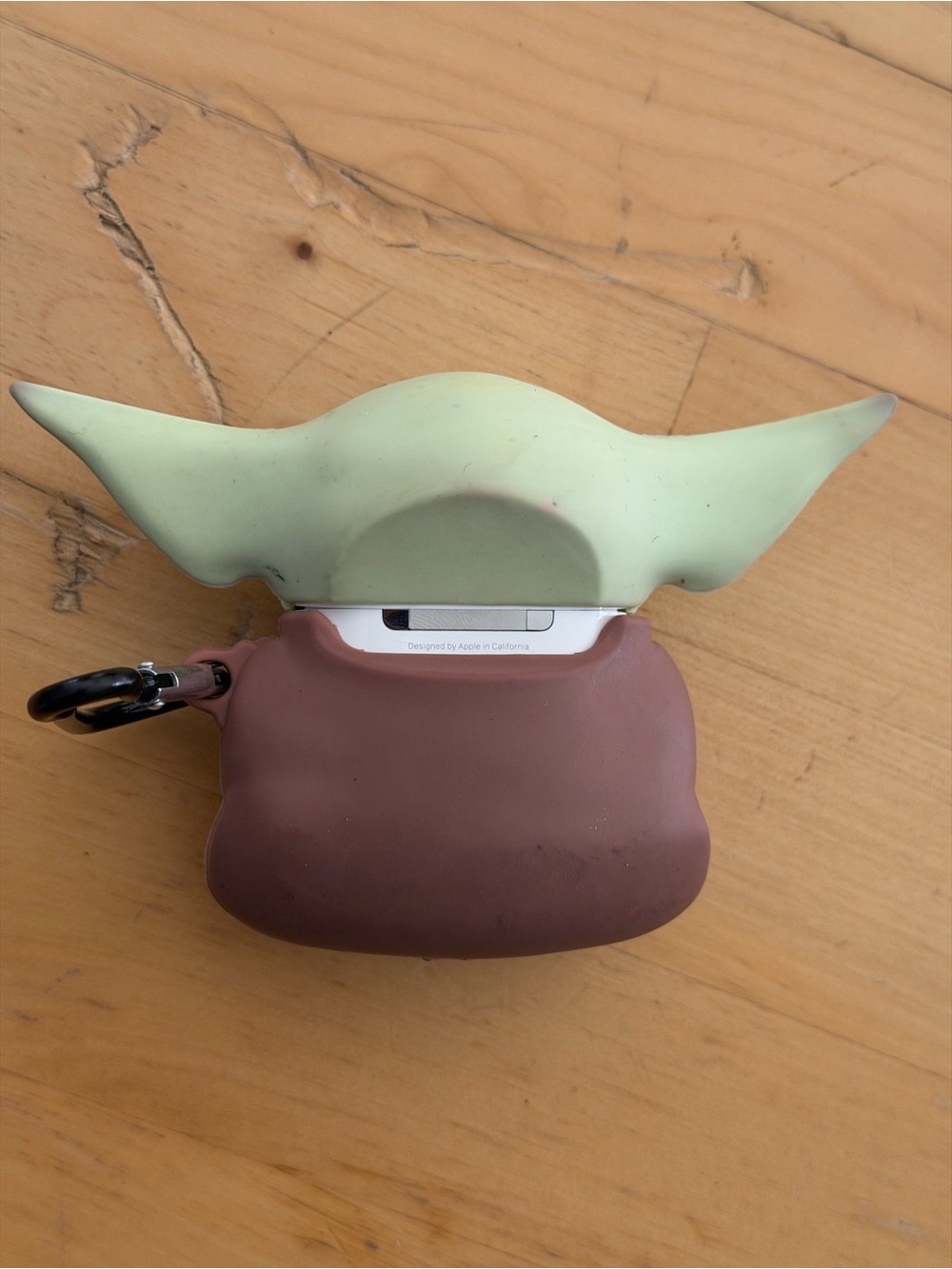 The Child Silicone AirPods Case - Green & Brown